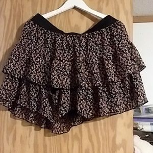 Floral print black ruffle skirt